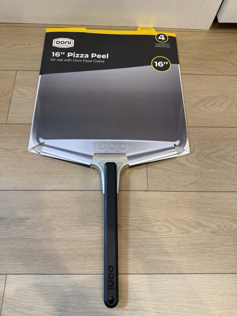 Ooni 16in Pizza Peel for Outdoor Pizza Ovens, Lightweight Heat Resistant Handle